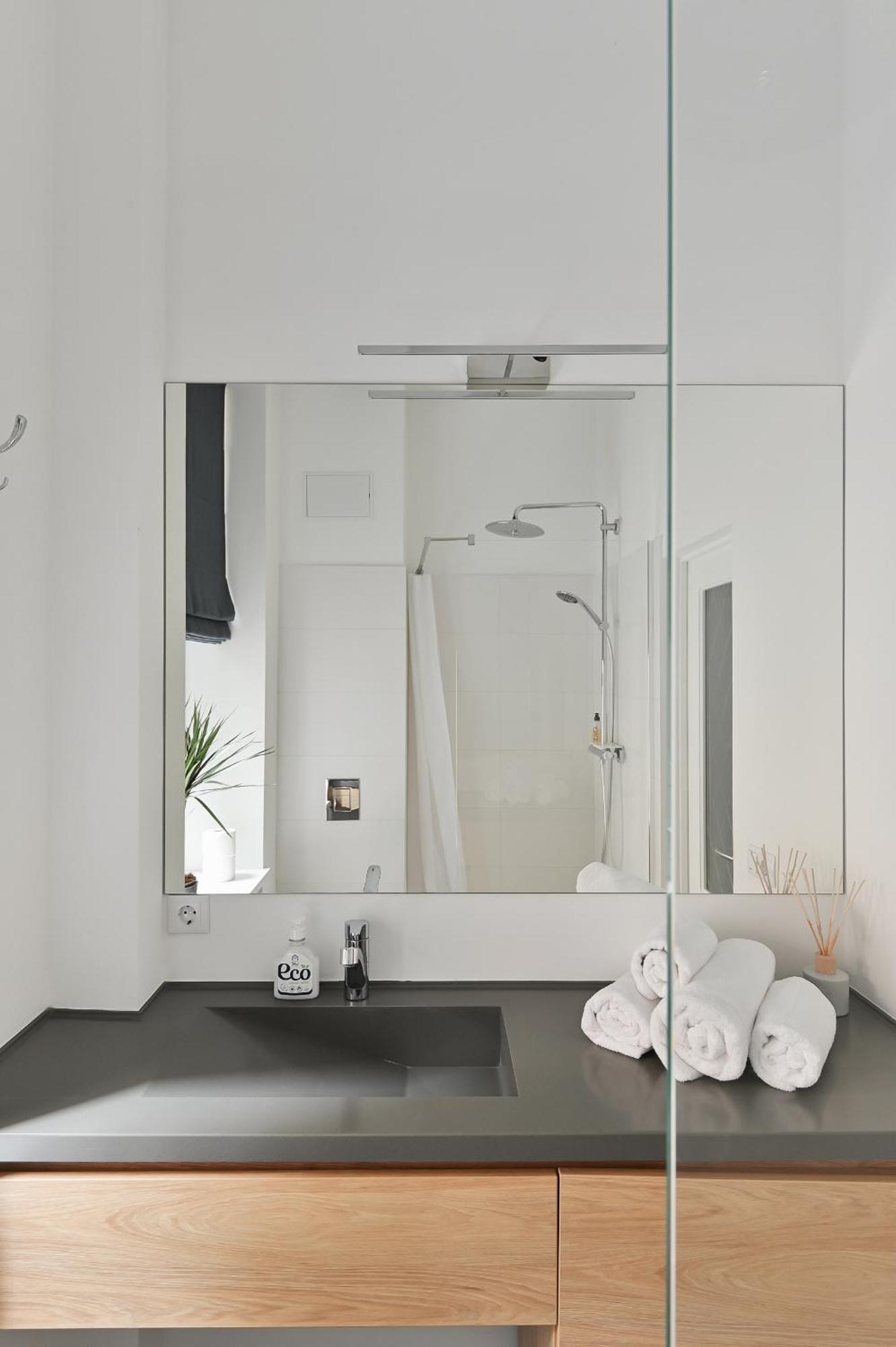 Fantastic Studio Apartment In The Heart Of รีกา ภายนอก รูปภาพ
